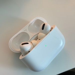 Apple Air Pods (2021)